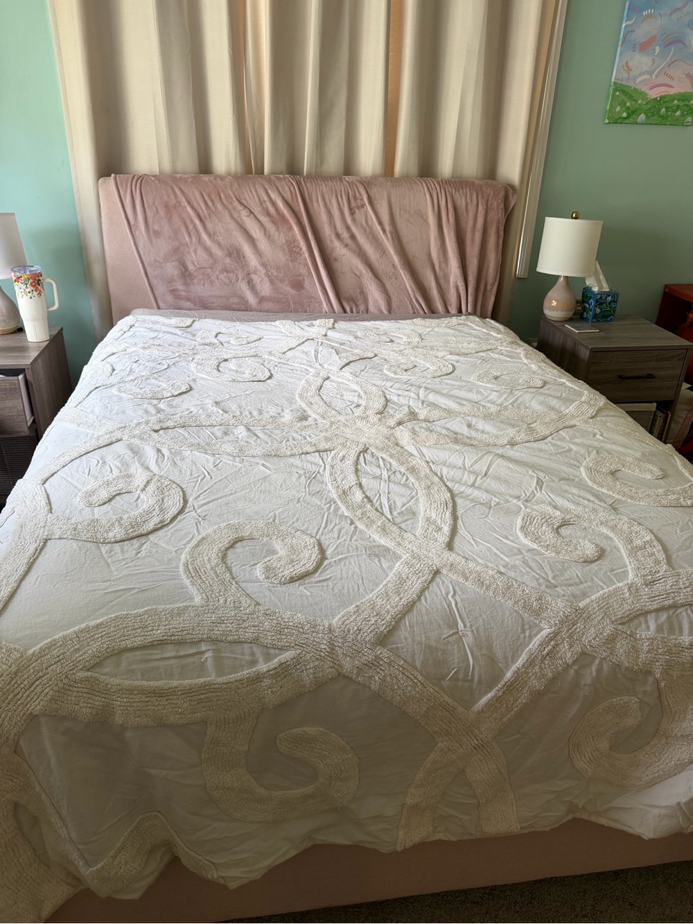 Queen Pottery Barn Teen White Cotton Chenille Comforter with 3 pillow cases